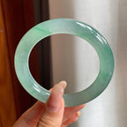 糯冰种晴底飘绿花翡翠圆条手镯（55mm）（yc200654）