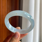 冰种带黄翡翡翠平安镯（55.5mm）（yc221947）