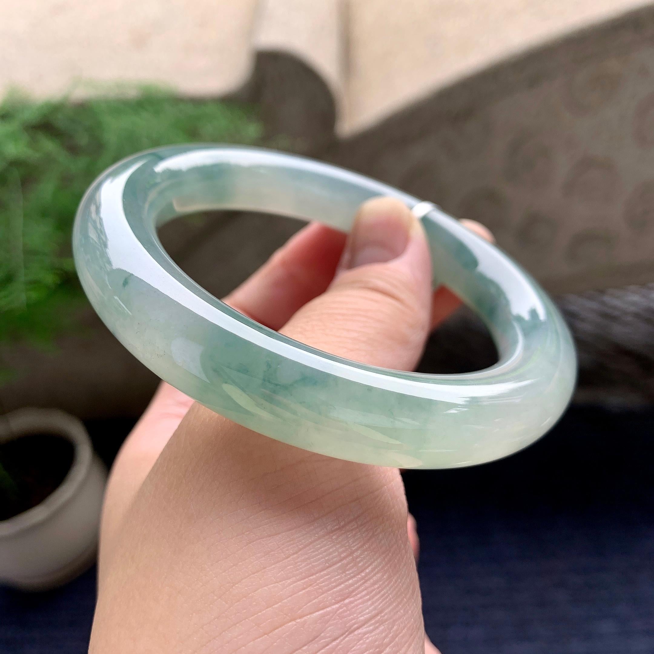 糯冰种飘花圆条手镯（58.6mm）（yc198214）