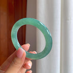糯冰湖水绿翡翠圆条手镯（53mm)（yc380044）