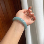 糯冰蓝底翡翠平安镯（56.6mm）（yc249160）