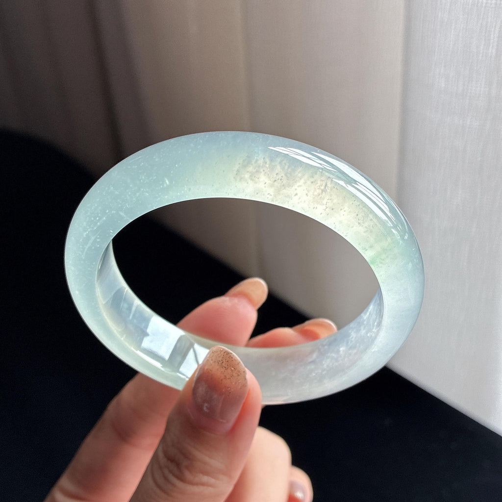 冰玻种淡晴底雪花棉正圈平安镯 56圈 天然缅甸A货翡翠（yc457539）