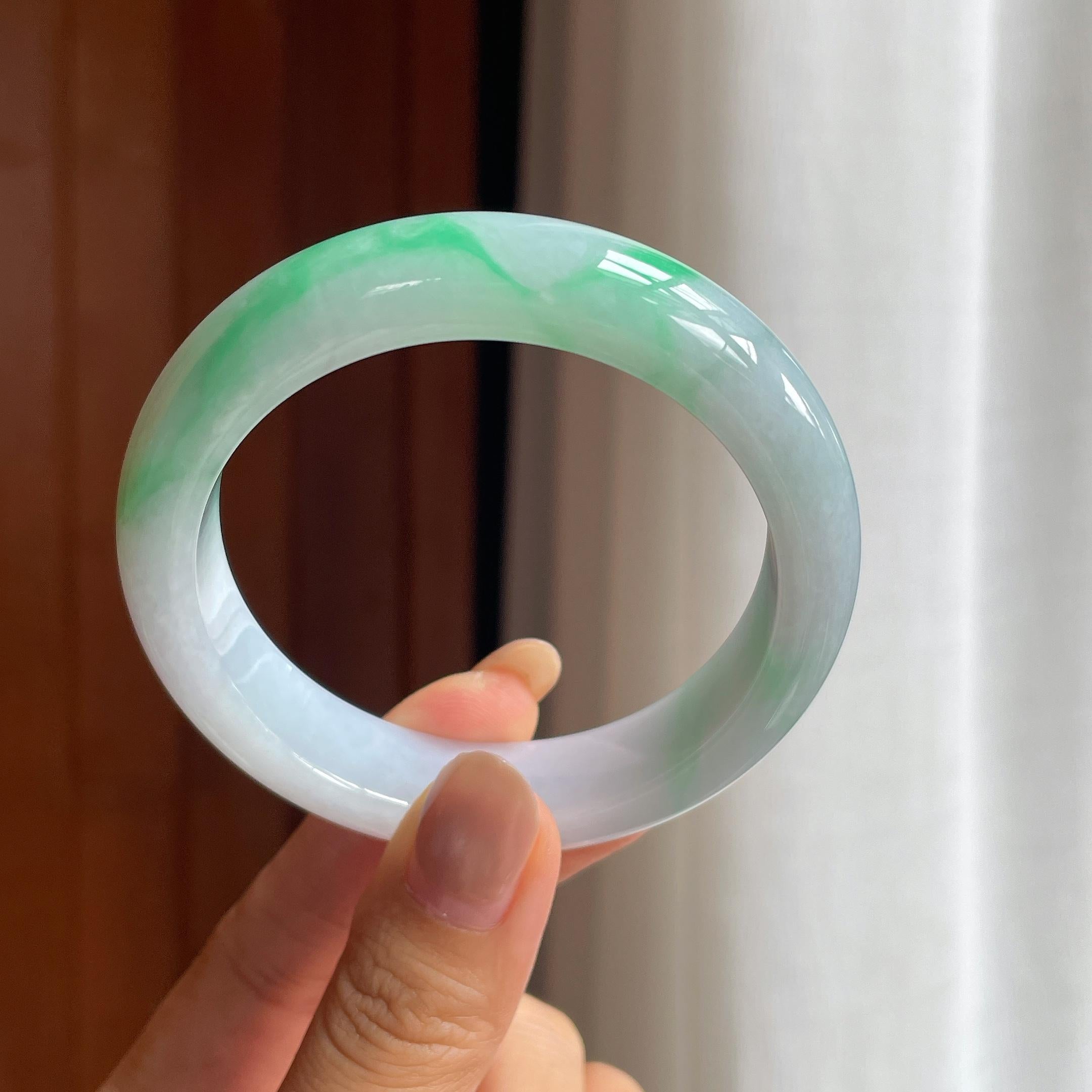 糯冰带色翡翠平安镯（56mm）（yc439890）
