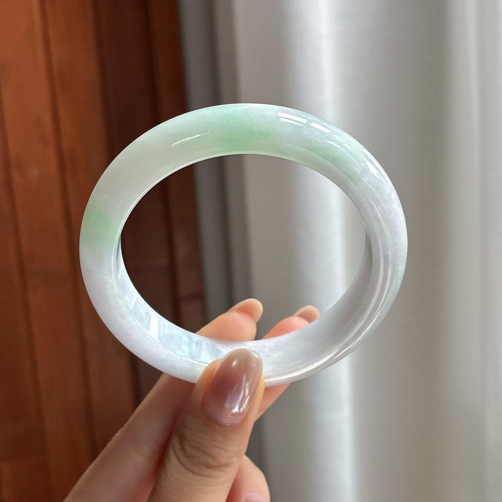 细糯冰春带彩正圈平安镯57圈天然缅甸A货翡翠（yc697729）
