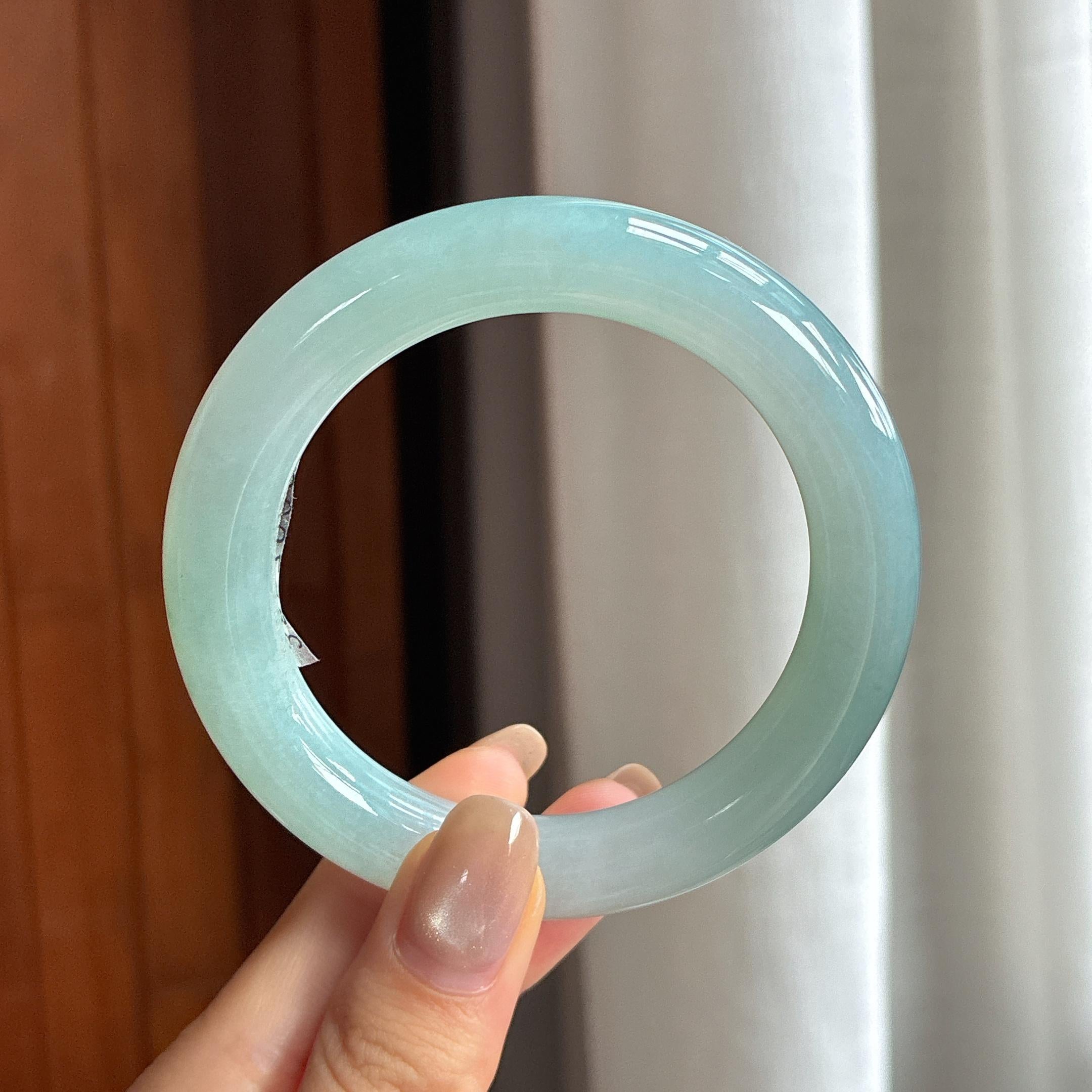 糯冰蓝晴飘花圆条手镯  55圈 天然缅甸A货翡翠（yc440844）