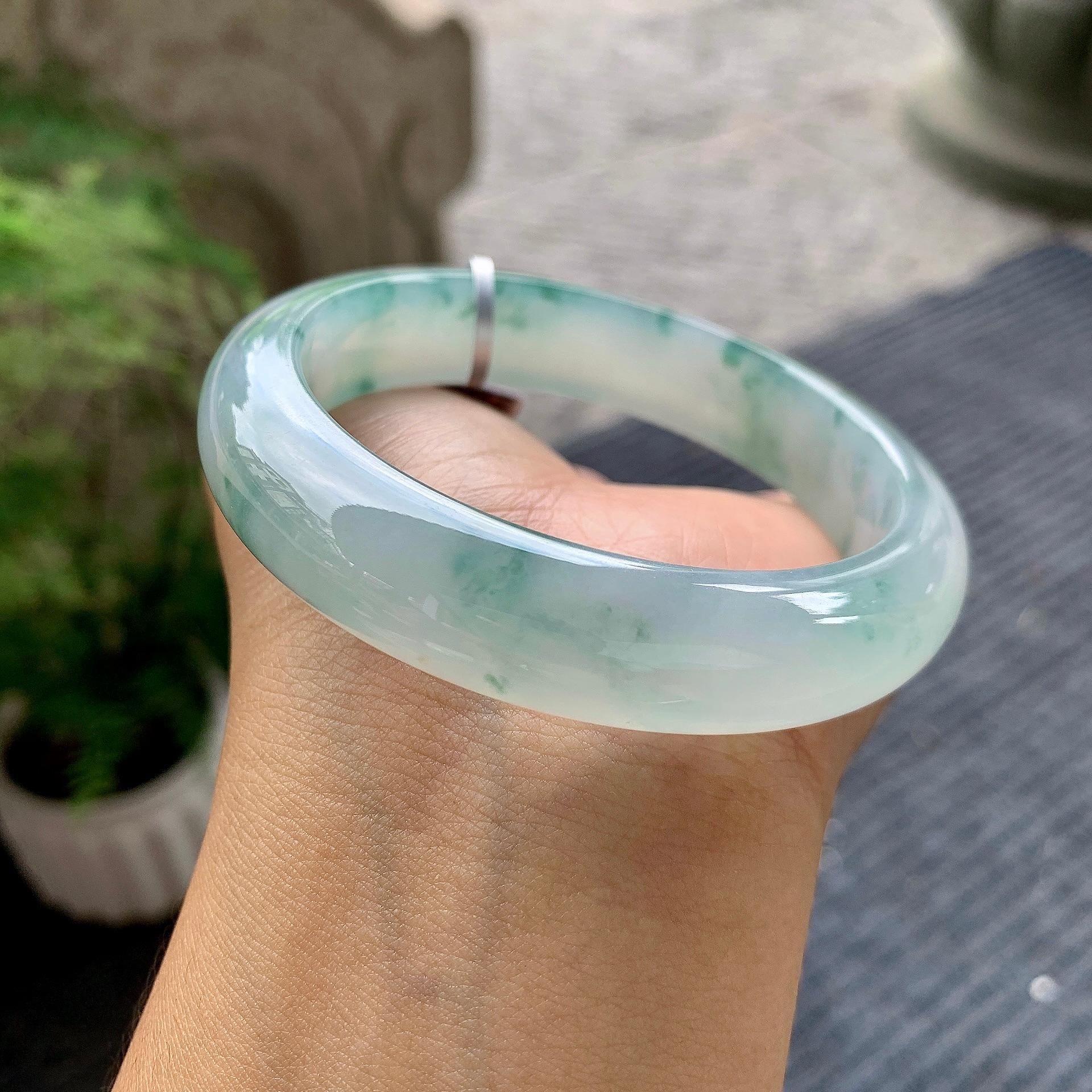 糯冰种飘花平安镯（55.5mm）（yc195929）