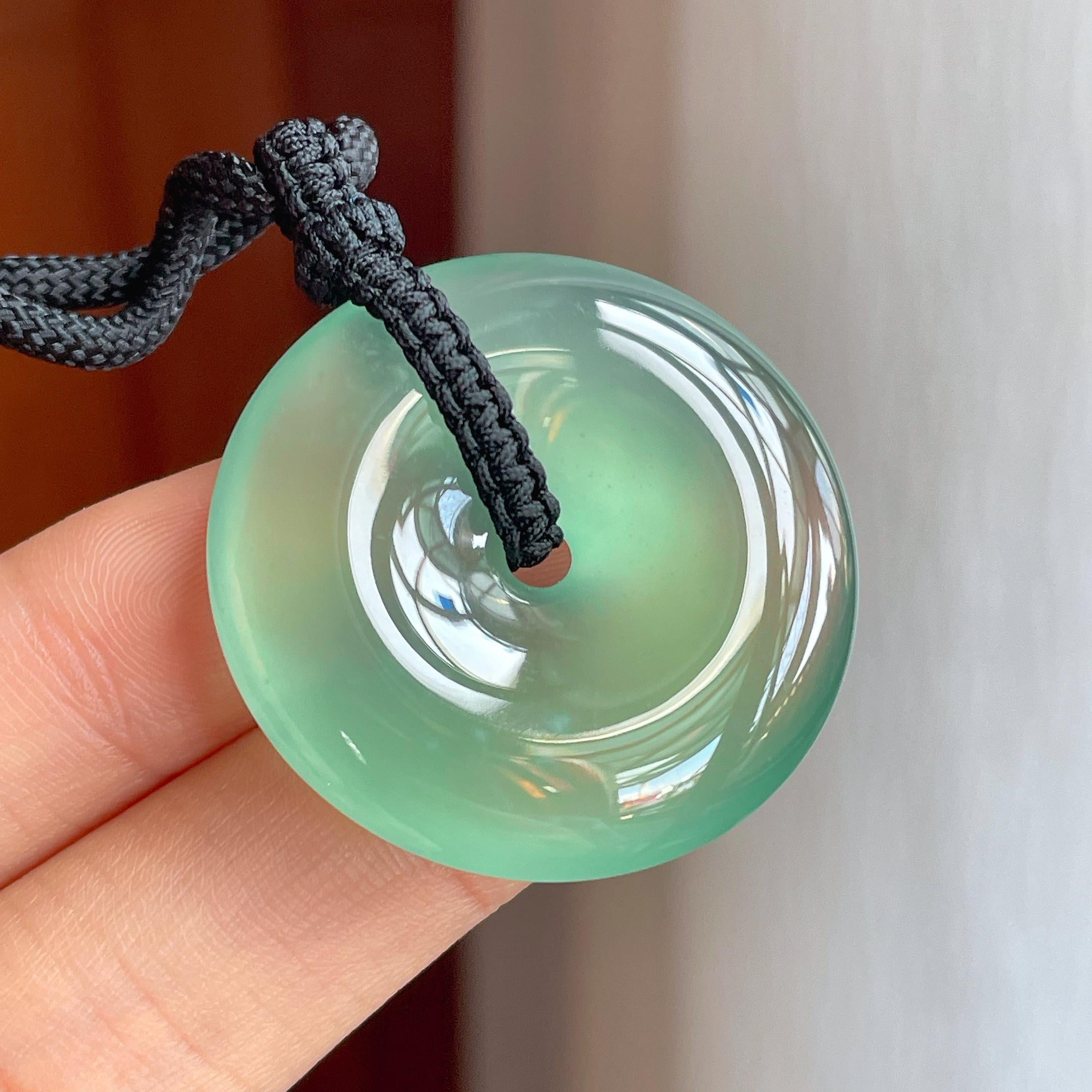 冰玻种晴绿底翡翠平安扣（yc344462）