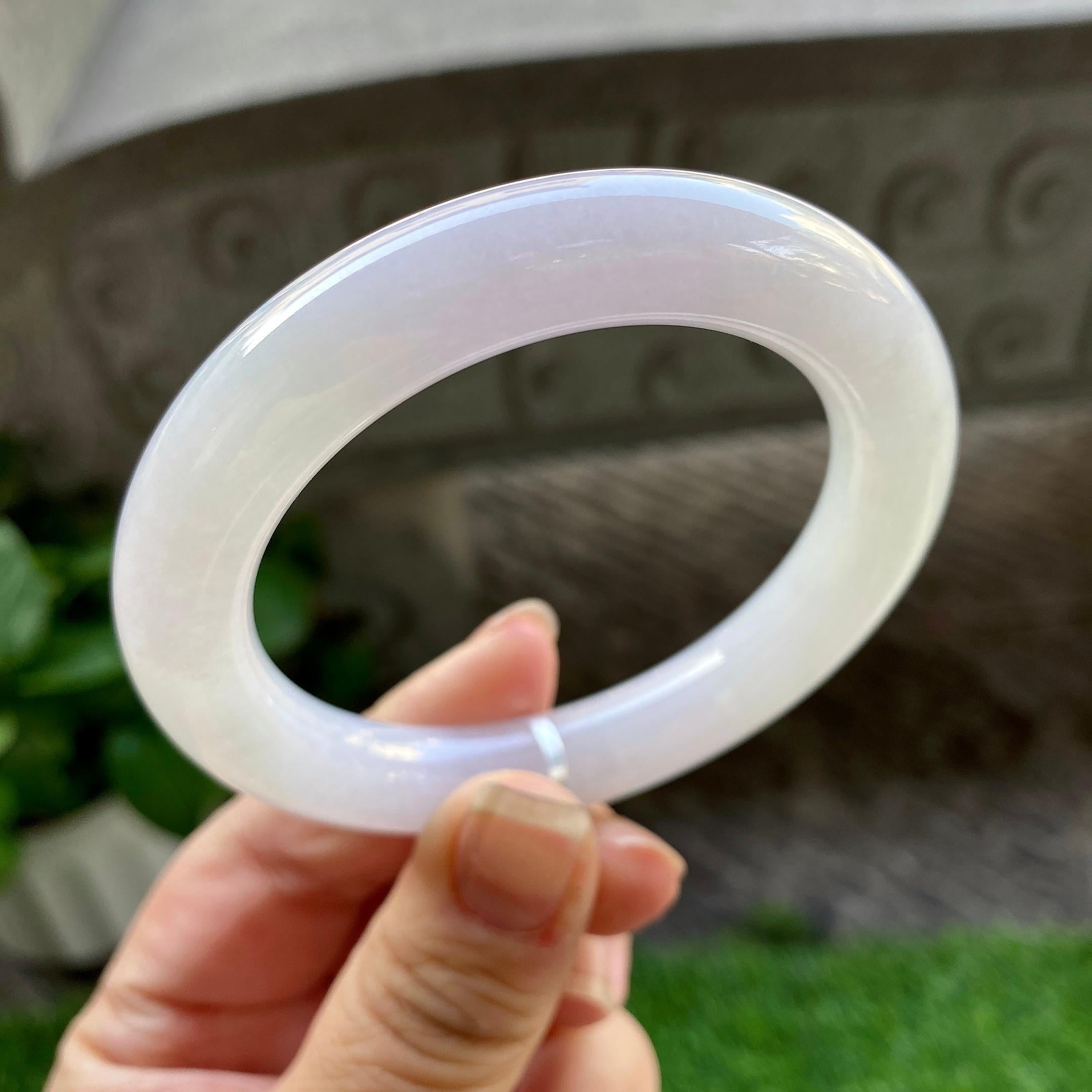 细糯种淡粉底圆条手镯（54.3mm）（yc304774）