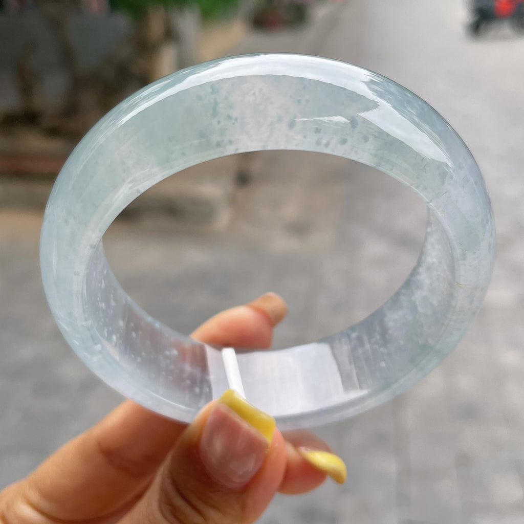 宽版轮胎镯    高冰种雪花棉宽版轮胎镯58.8圈      天然缅甸A货翡翠（yc378784）