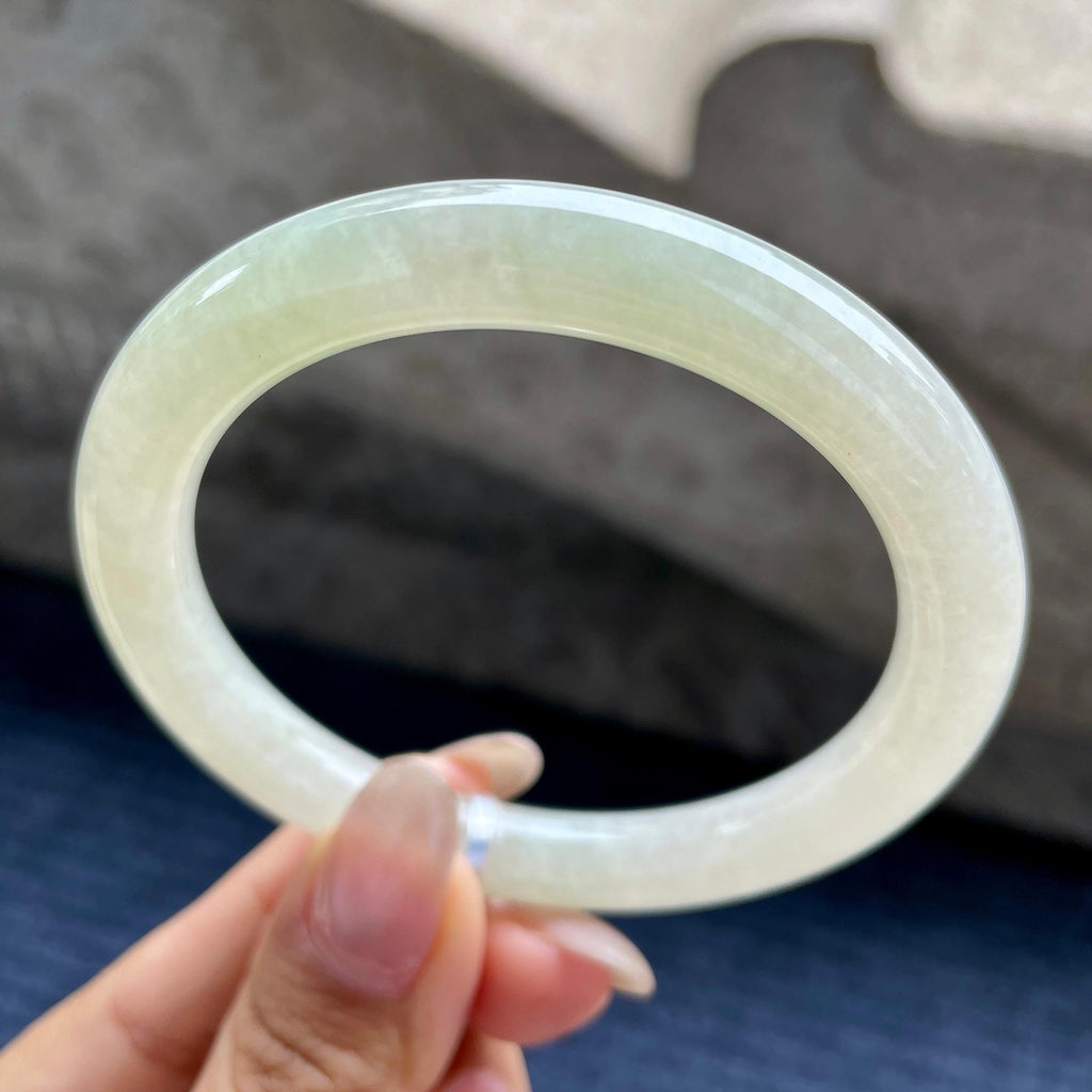 细糯种黄翡圆条手镯57.7圈   天然缅甸A货翡翠（yc346986）