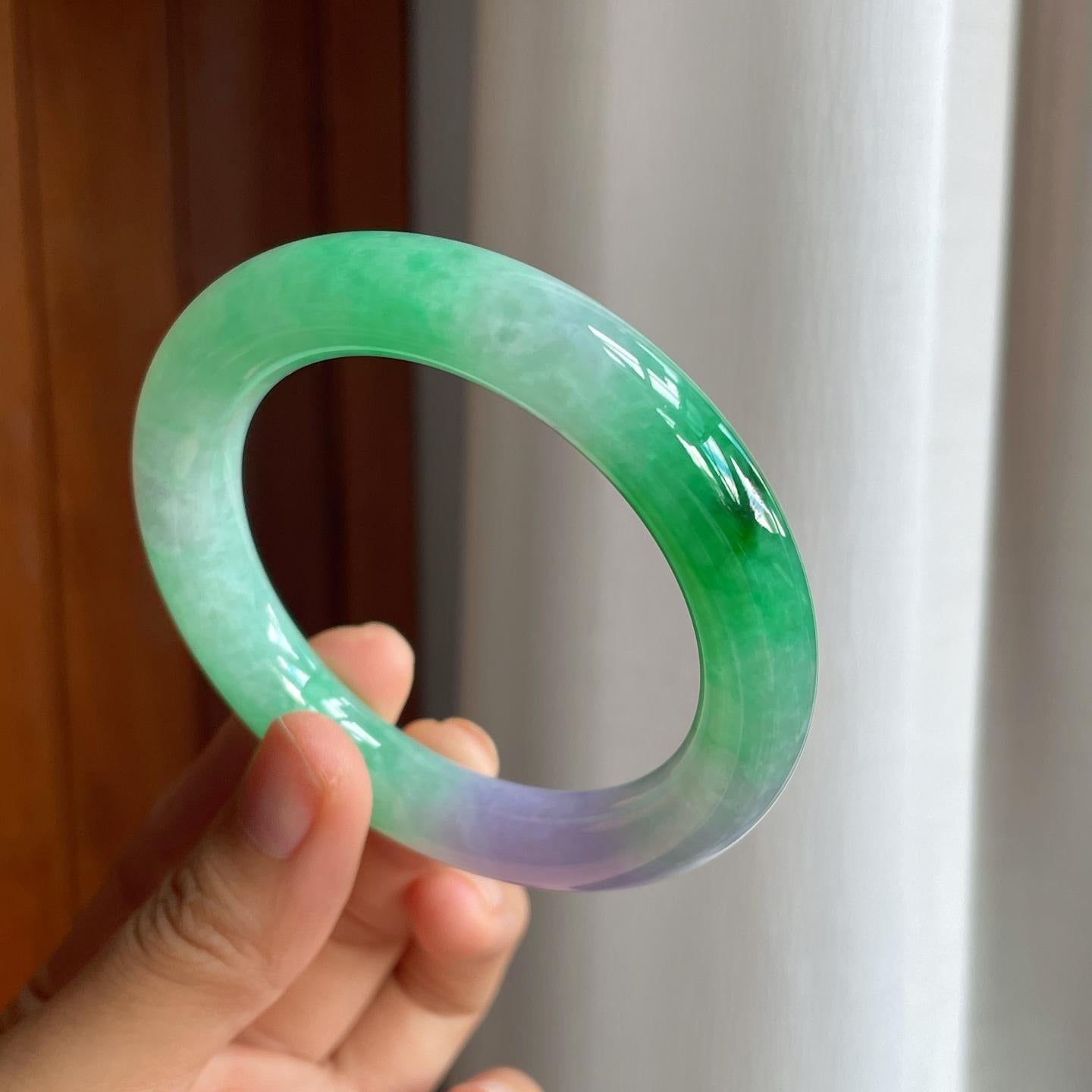 糯冰春彩翡翠圆条手镯（55mm）（yc225098）