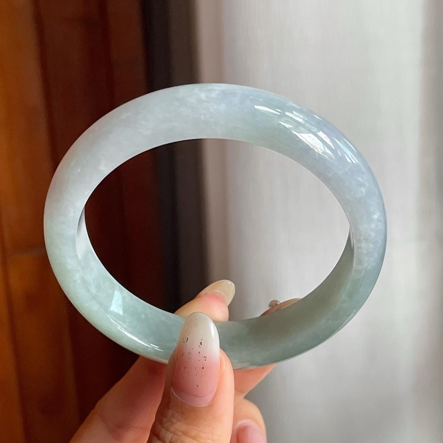 细糯种带底色翡翠平安镯（56.6mm）（yc220246）
