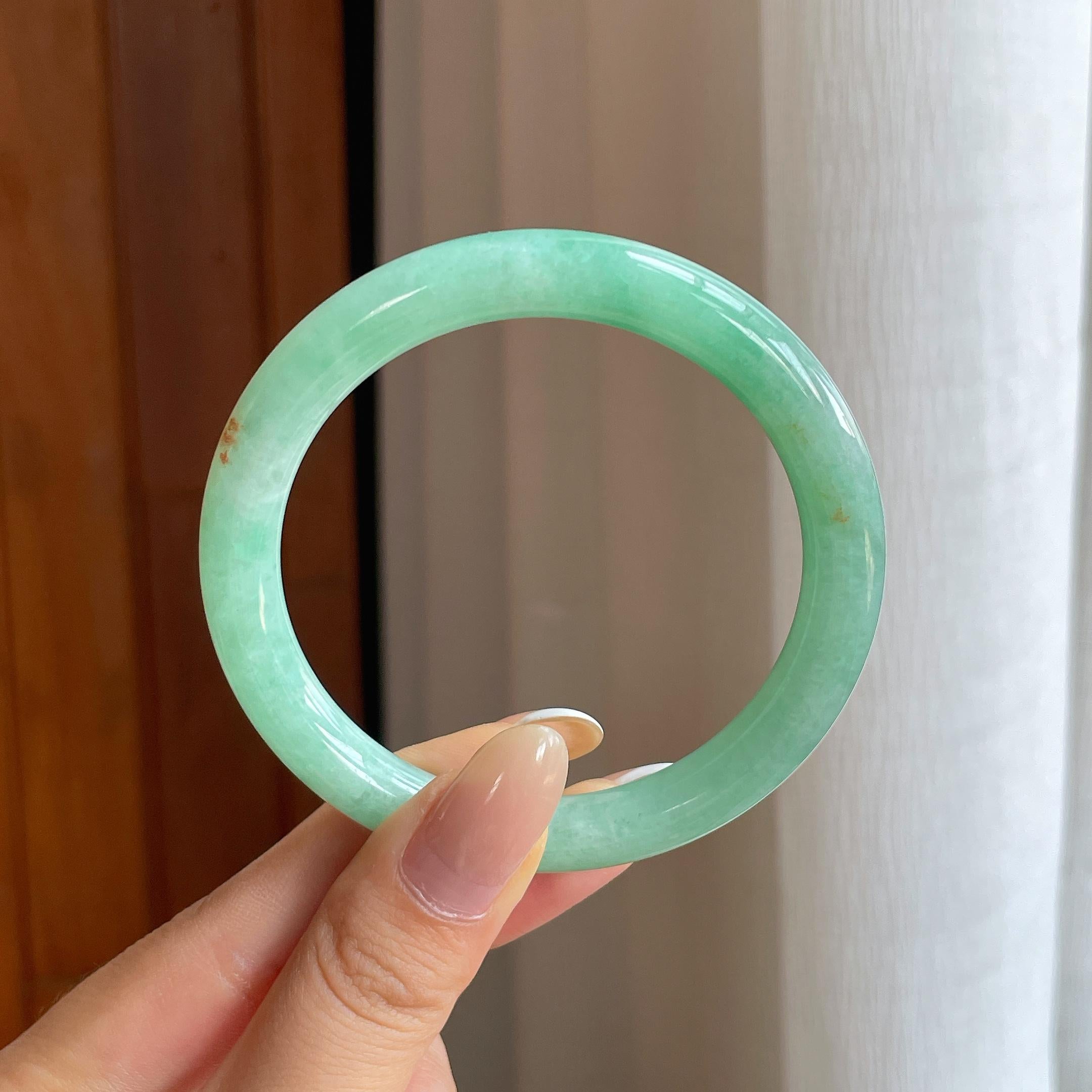 糯冰晴底翡翠圆条手镯（55.2mm)（yc419717）