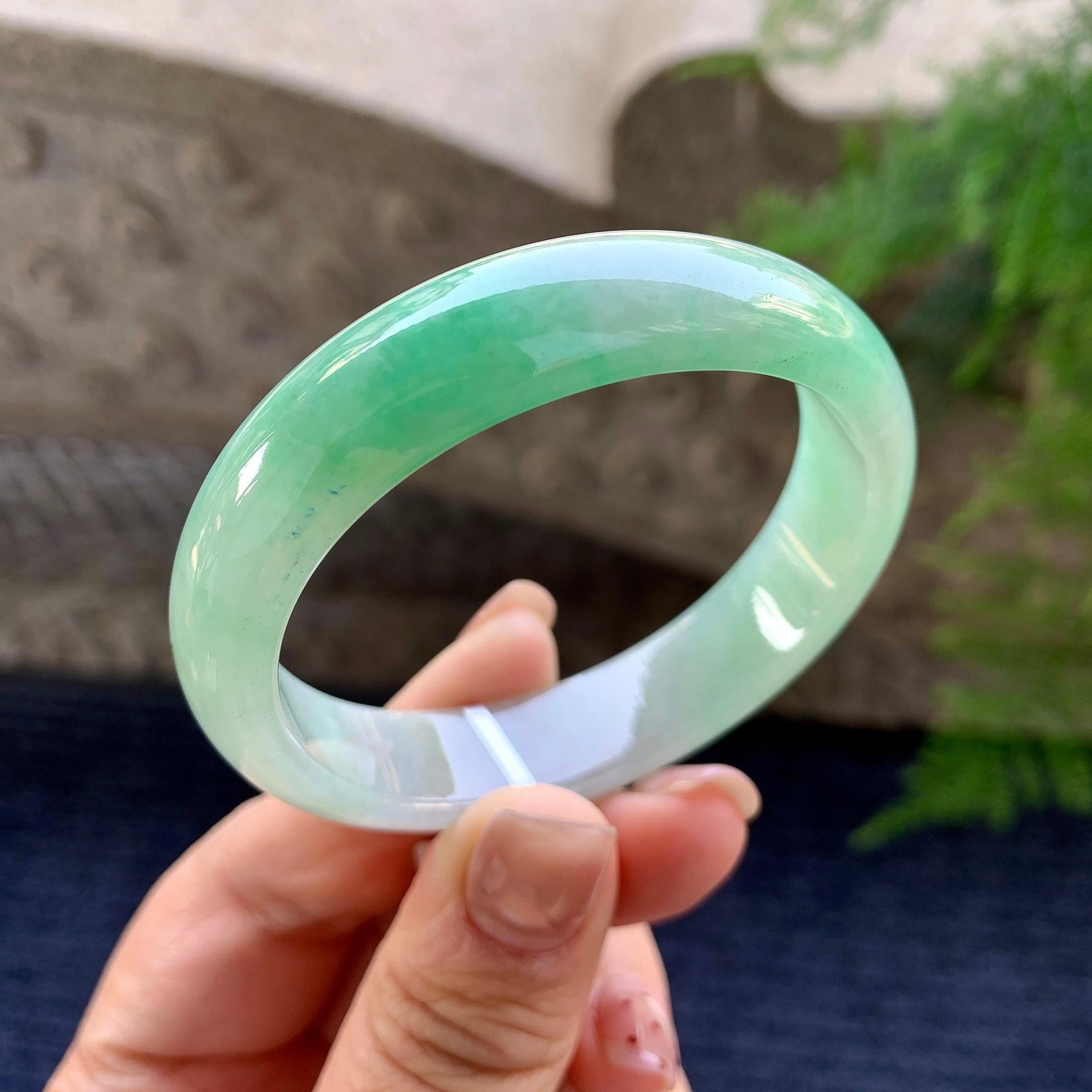 小圈口 糯种翠绿贵妃手镯 53圈口 天然缅甸A货翡翠（yc348234）