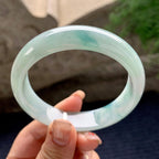 大圈口 细糯种飘蓝花正圈平安镯 58圈口 天然缅甸A货翡翠（yc358874）