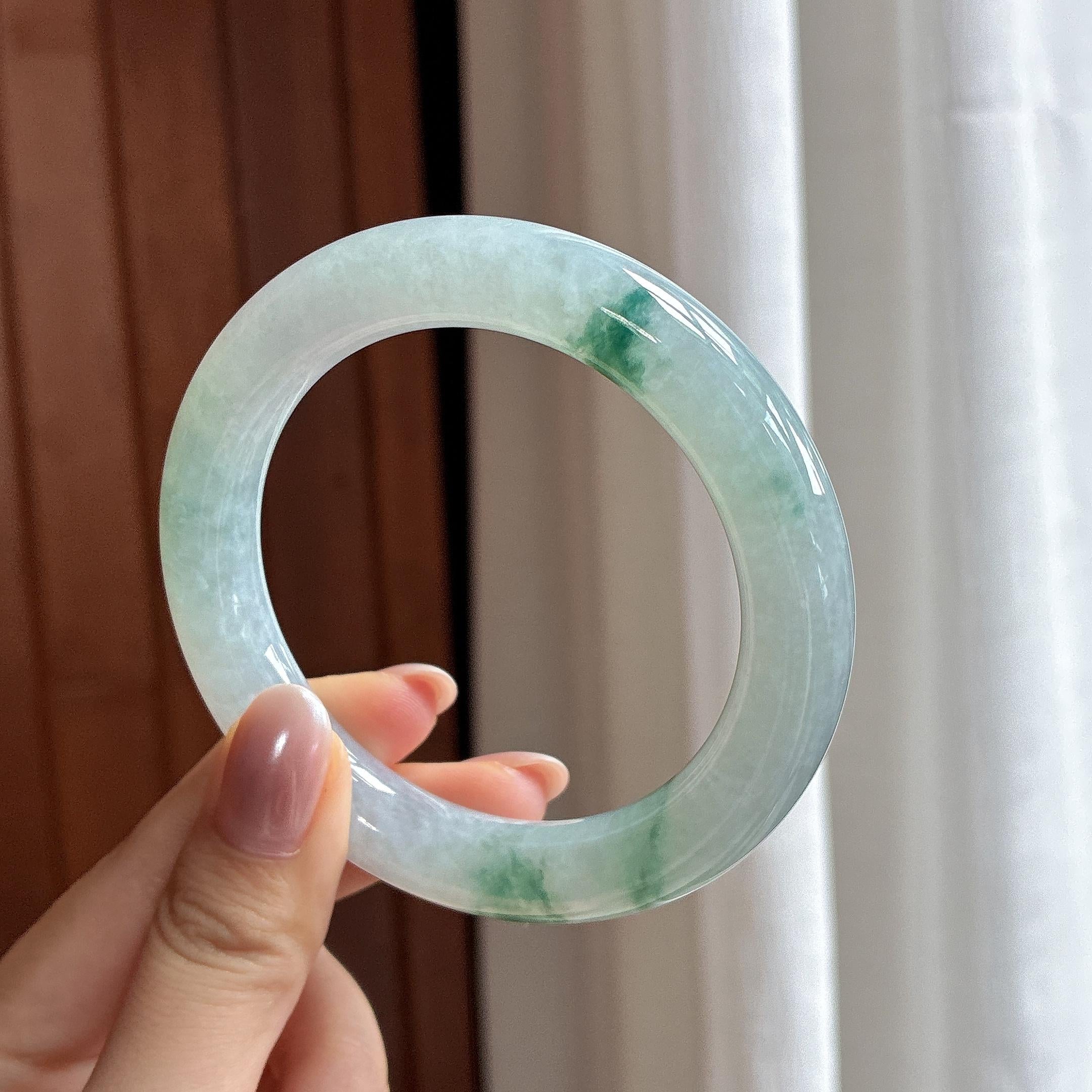 糯冰飘花圆条手镯 56圈 天然缅甸A货翡翠（yc525784）
