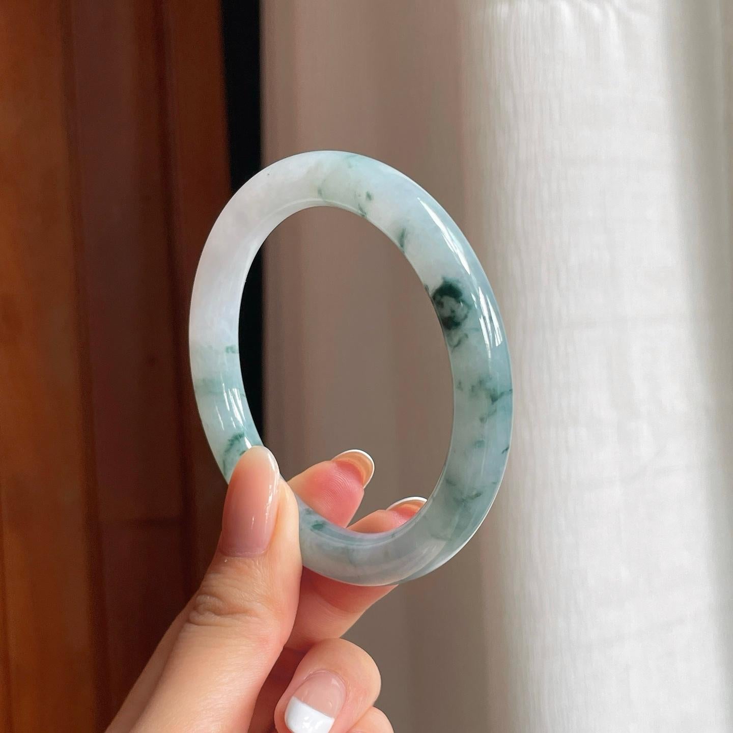 糯冰飘花翡翠圆条手镯（56.7mm)（yc374784）