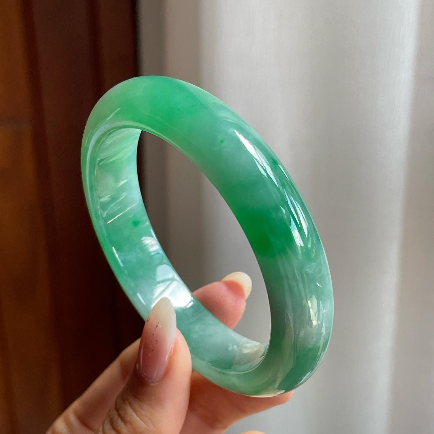 糯冰种满绿翡翠平安镯（56mm）