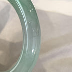 糯冰种晴水飘绿圆条手镯（57.9mm）（yc195340）