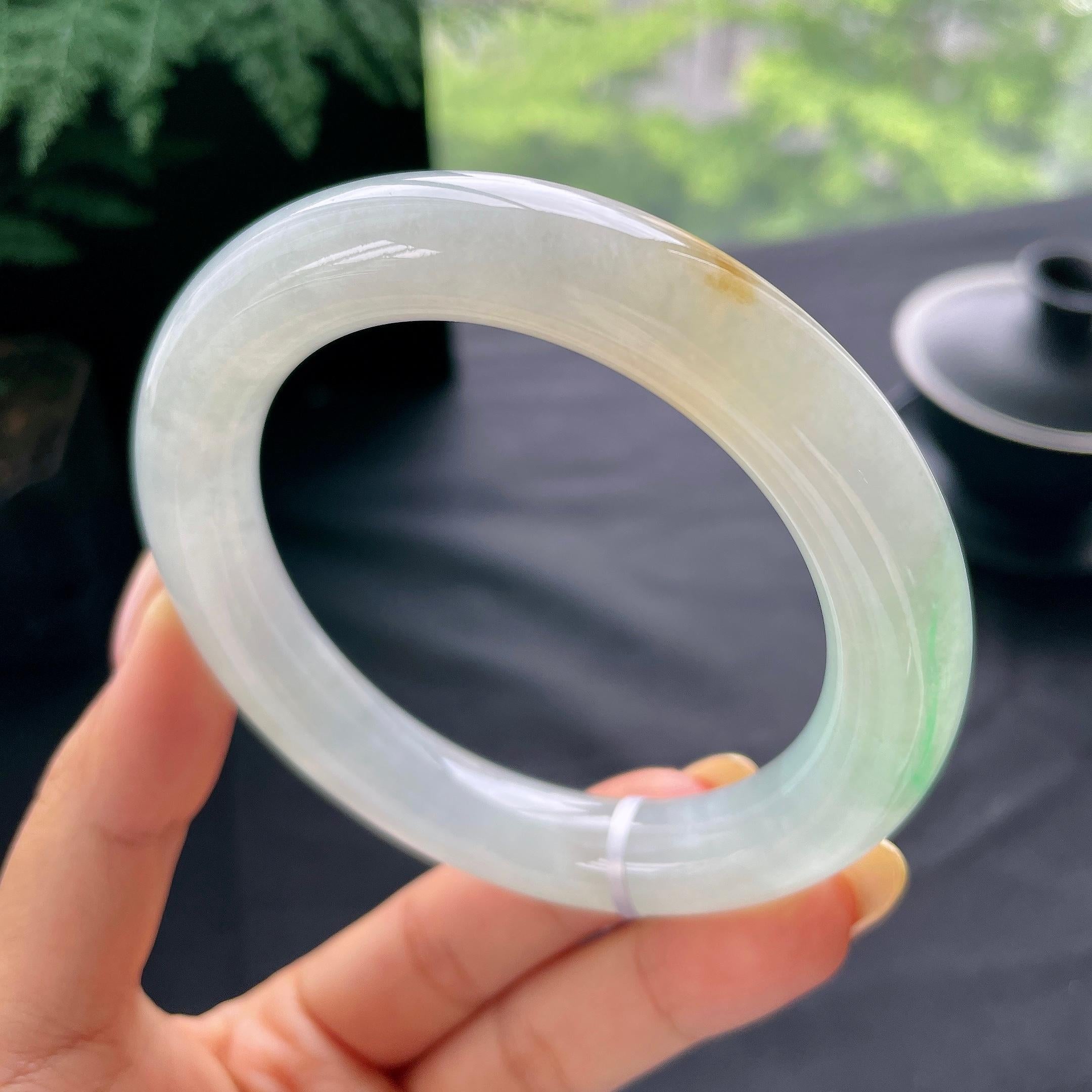 大圈口 糯冰种飘翠绿洒金圆条手镯61圈 天然缅甸A货翡翠（yc473124）