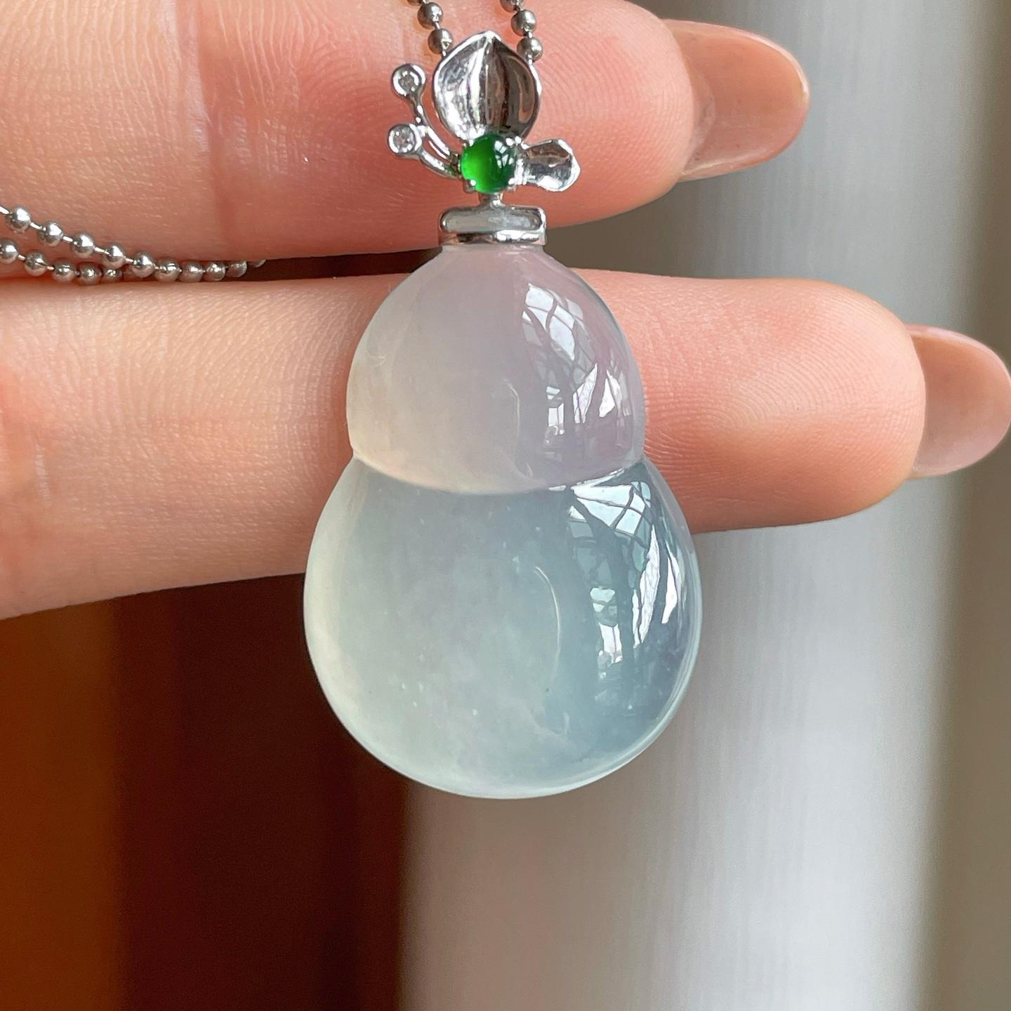 18k金扣头冰种无色翡翠葫芦（yc356379）