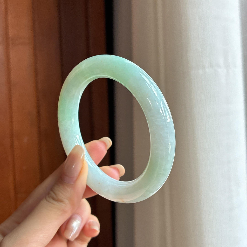 细糯种晴底洒金圆条手镯 54圈 天然缅甸A货翡翠（yc455832）