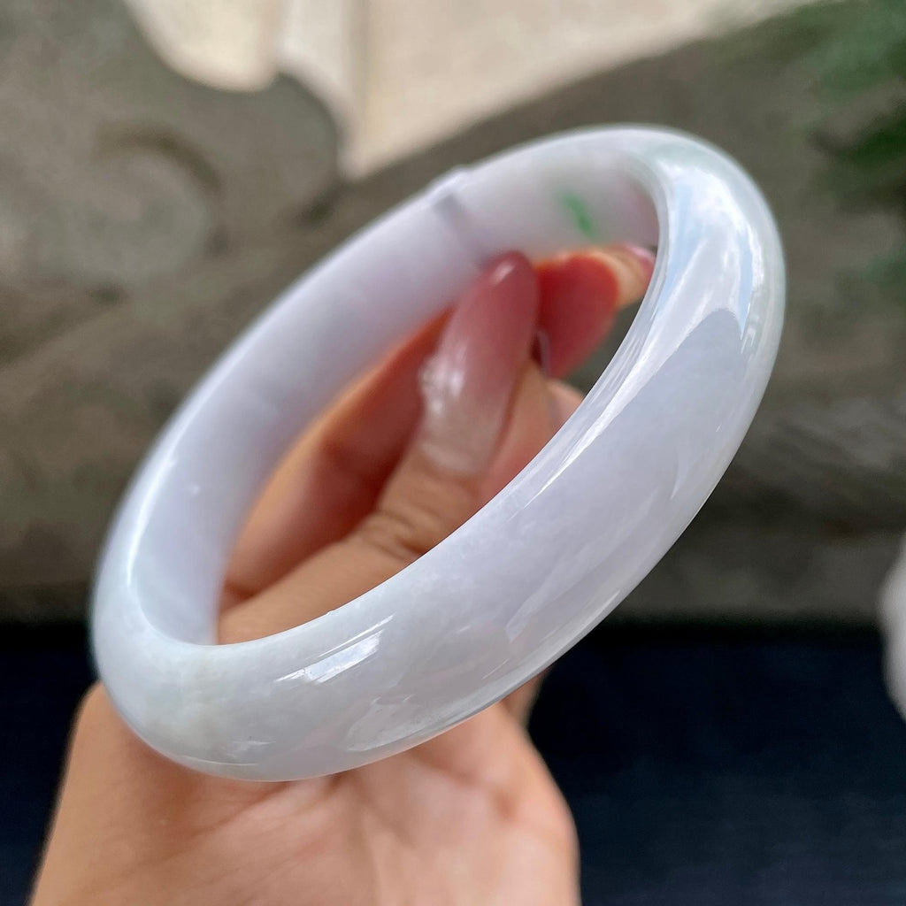 大圈口      细糯种淡紫底飘绿花正圈平安镯58圈         天然缅甸A货翡翠（yc444685）