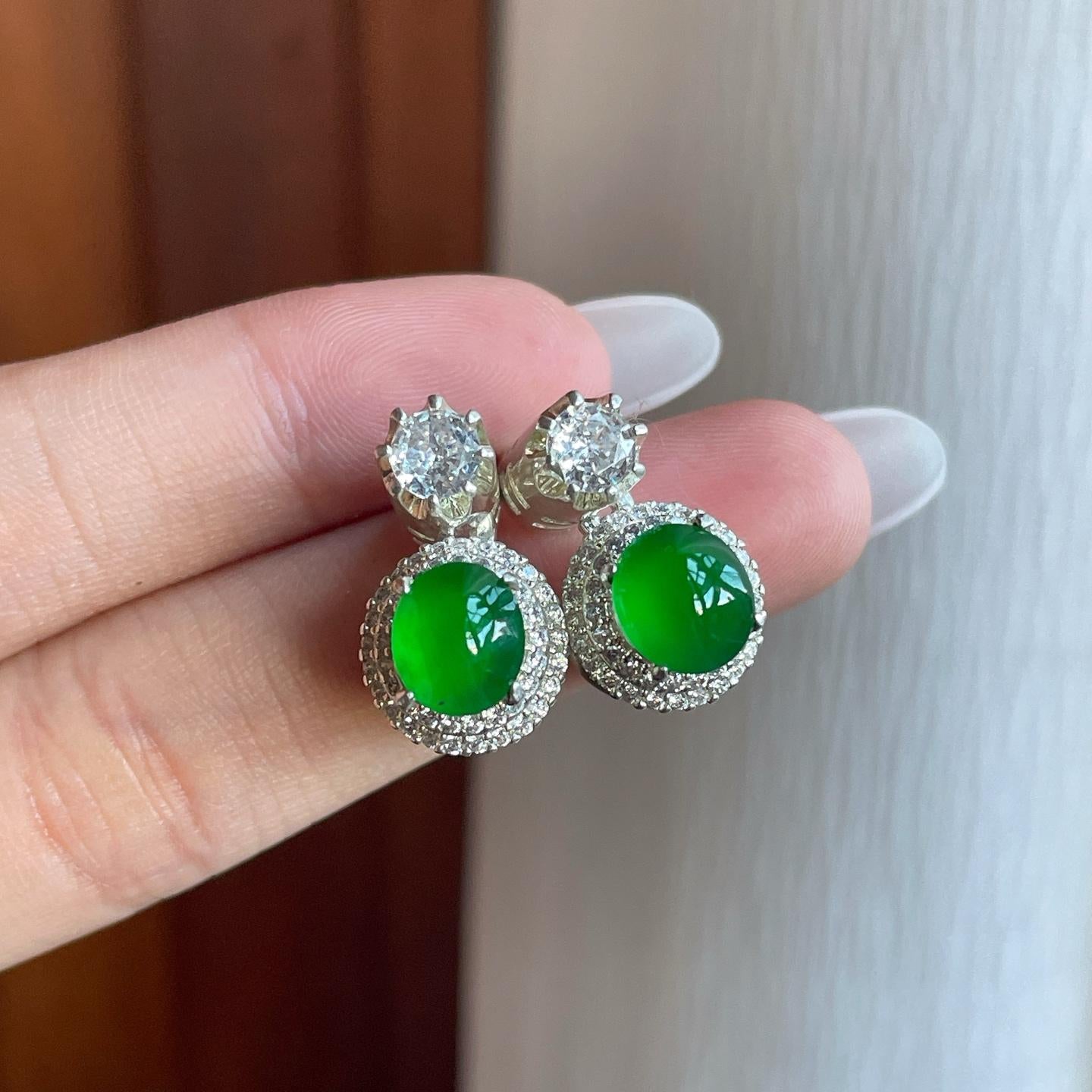 铜托冰种满绿翡翠蛋面耳饰（yc261407）