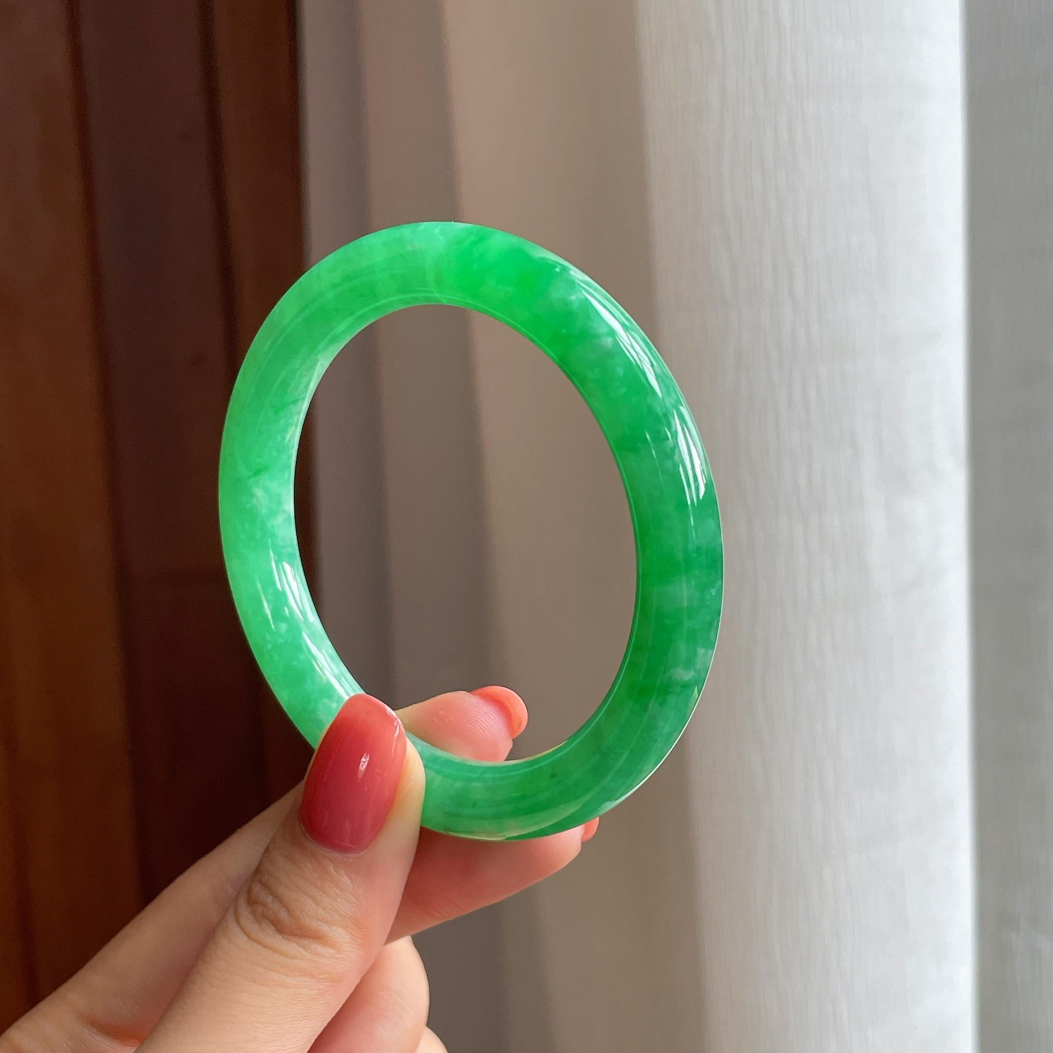 糯冰满绿翡翠圆条手镯（54mm)（yc417353）