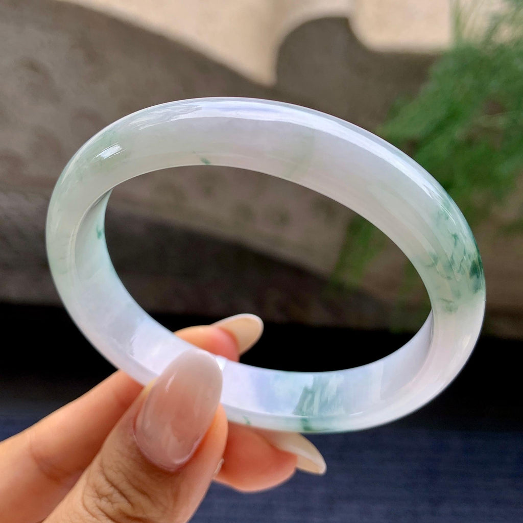 细糯种飘花贵妃手镯      55.7圈      天然缅甸A货翡翠（yc408856）