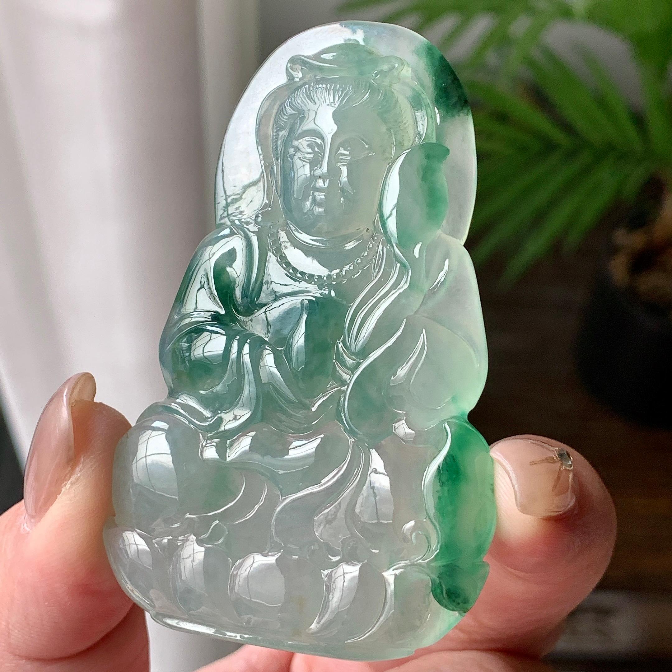 糯冰种飘绿花观音挂件  天然缅甸A货翡翠（yc430741）