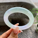 糯冰种淡春彩圆条手镯（56mm）（yc202367）