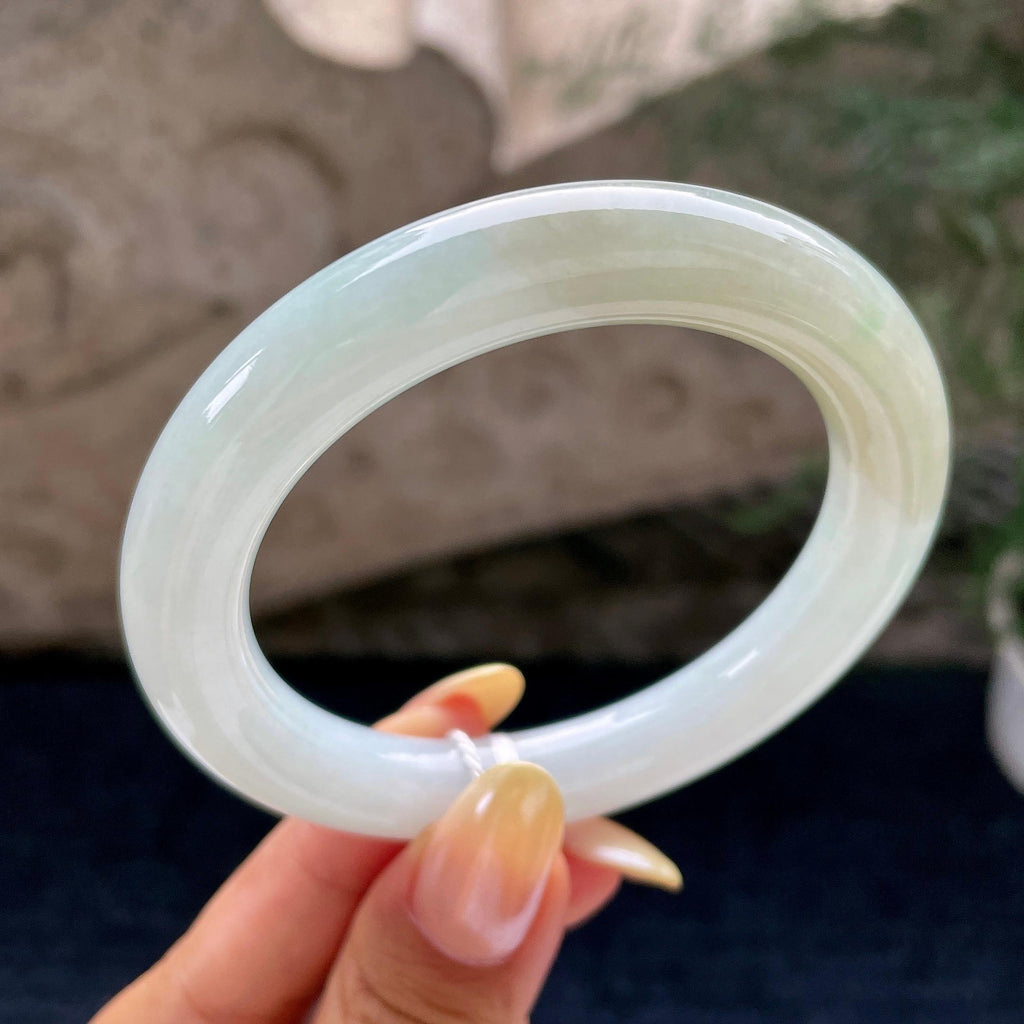细糯种带底色圆条手镯56圈 天然缅甸A货翡翠（yc461758）