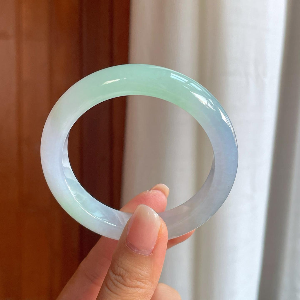 糯冰淡春彩底翡翠平安镯（55.5mm）（yc411305）