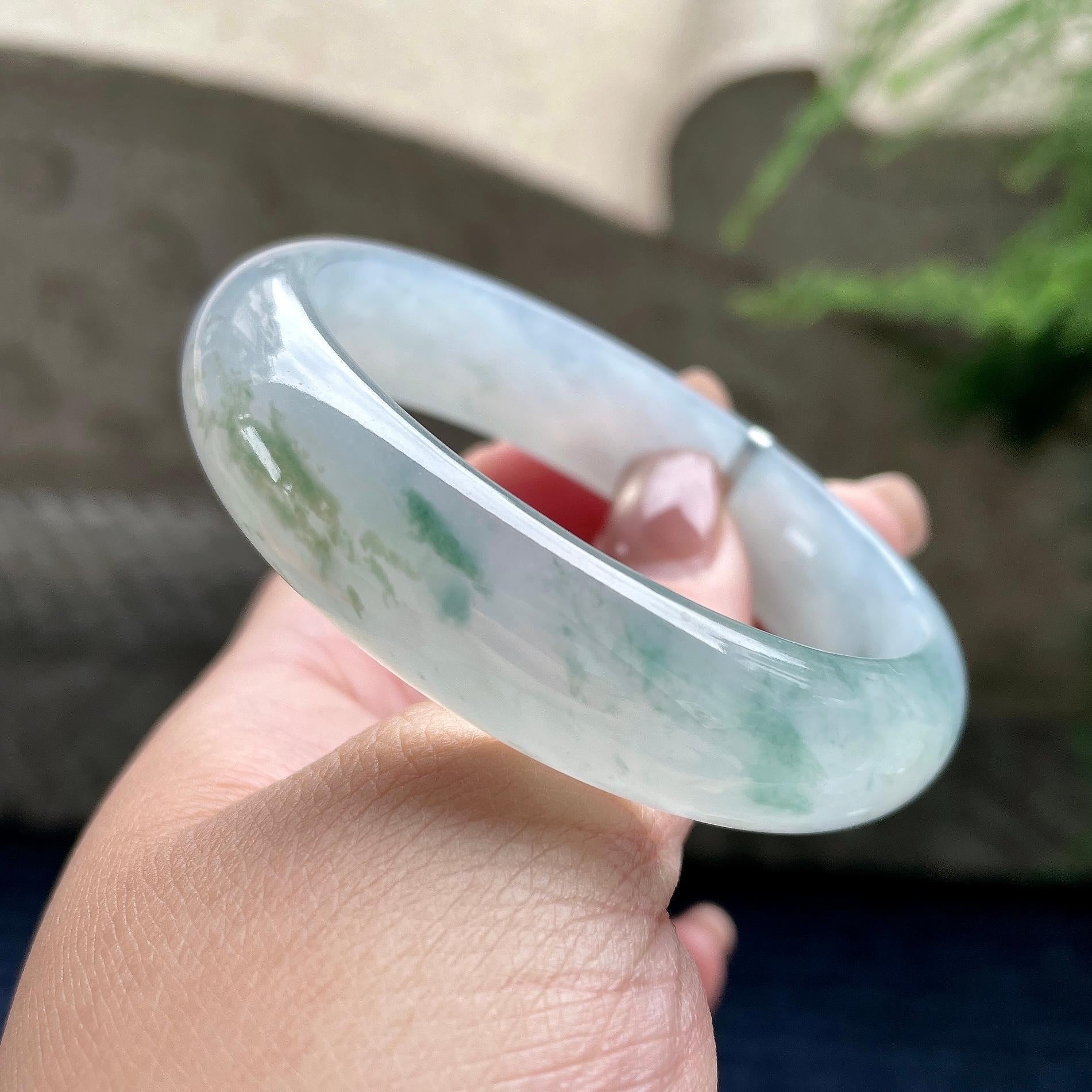 糯冰种飘绿花宽版轮胎手镯 56.6圈口 天然缅甸A货翡翠（yc350652）