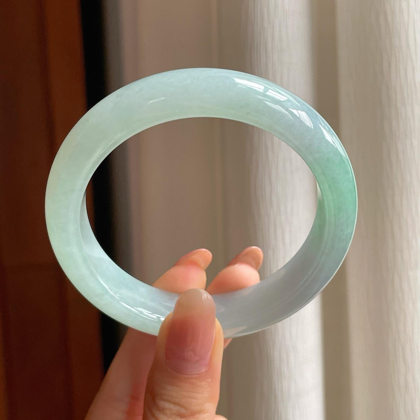 冰种带色翡翠平安镯（55.7mm)（yc354256）