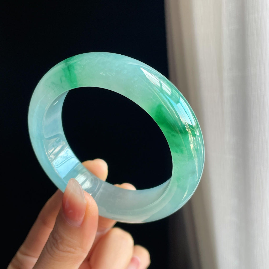 冰种飘绿花翡翠平安镯（55.6mm)（yc323129）