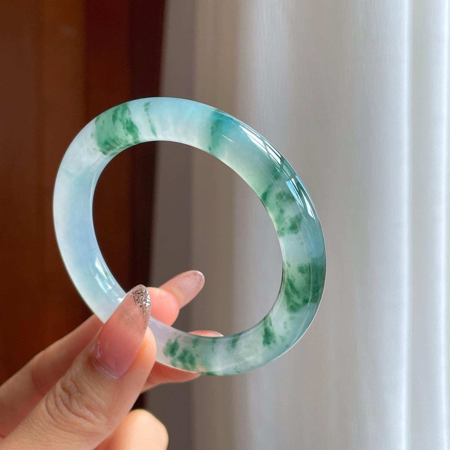 冰种飘花翡翠圆条手镯（53.2mm）（yc361754）