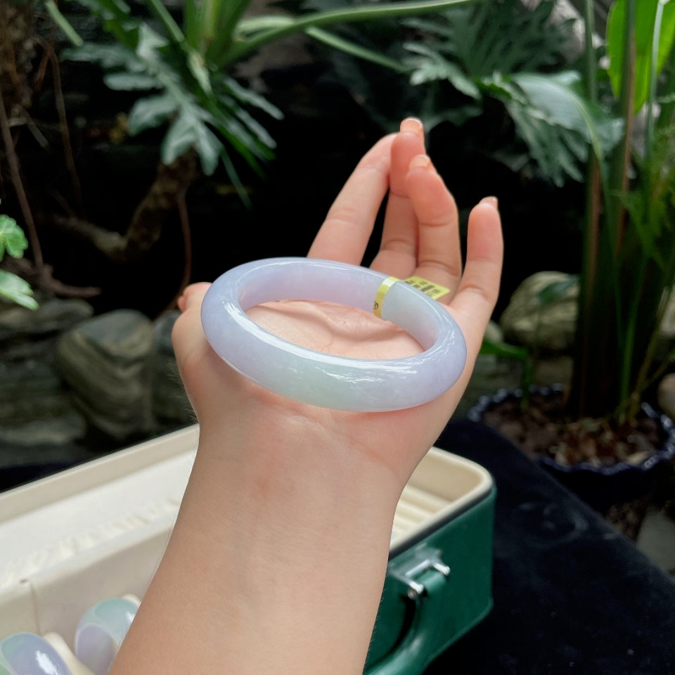 糯种淡春彩正圈 翡翠手镯（56mm）（yc018724）