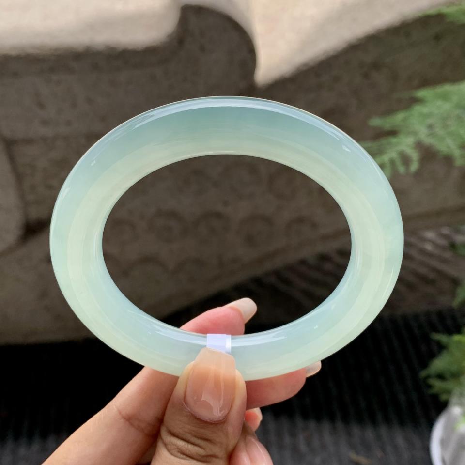 糯冰种晴水翡翠圆条手镯（60.7mm）（TF06250001）