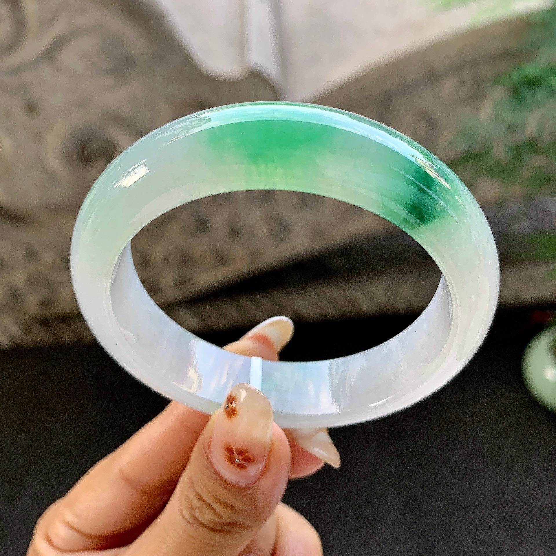 糯冰种飘绿宽版轮胎手镯（56mm）（yc264512）