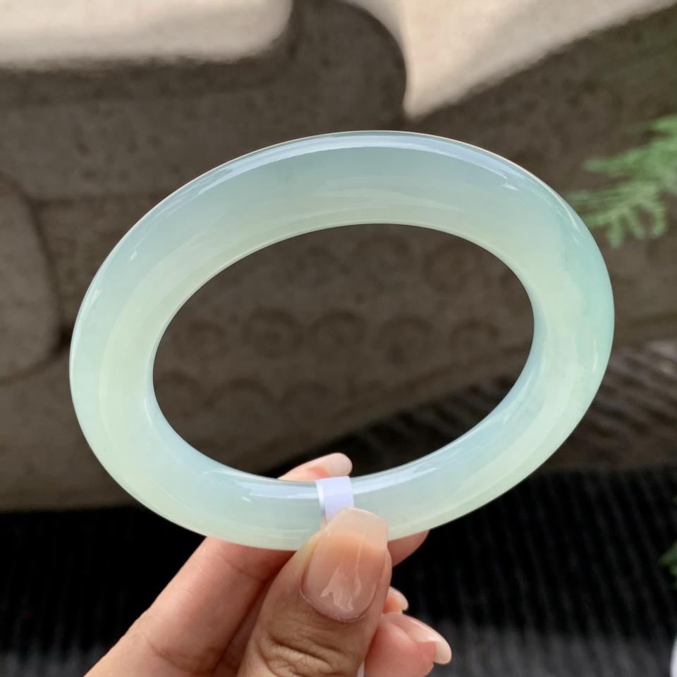 糯冰种晴水翡翠圆条手镯（60.7mm）（TF06250001）