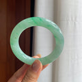 糯冰飘翠色翡翠圆条手镯(53mm)（yc423152）
