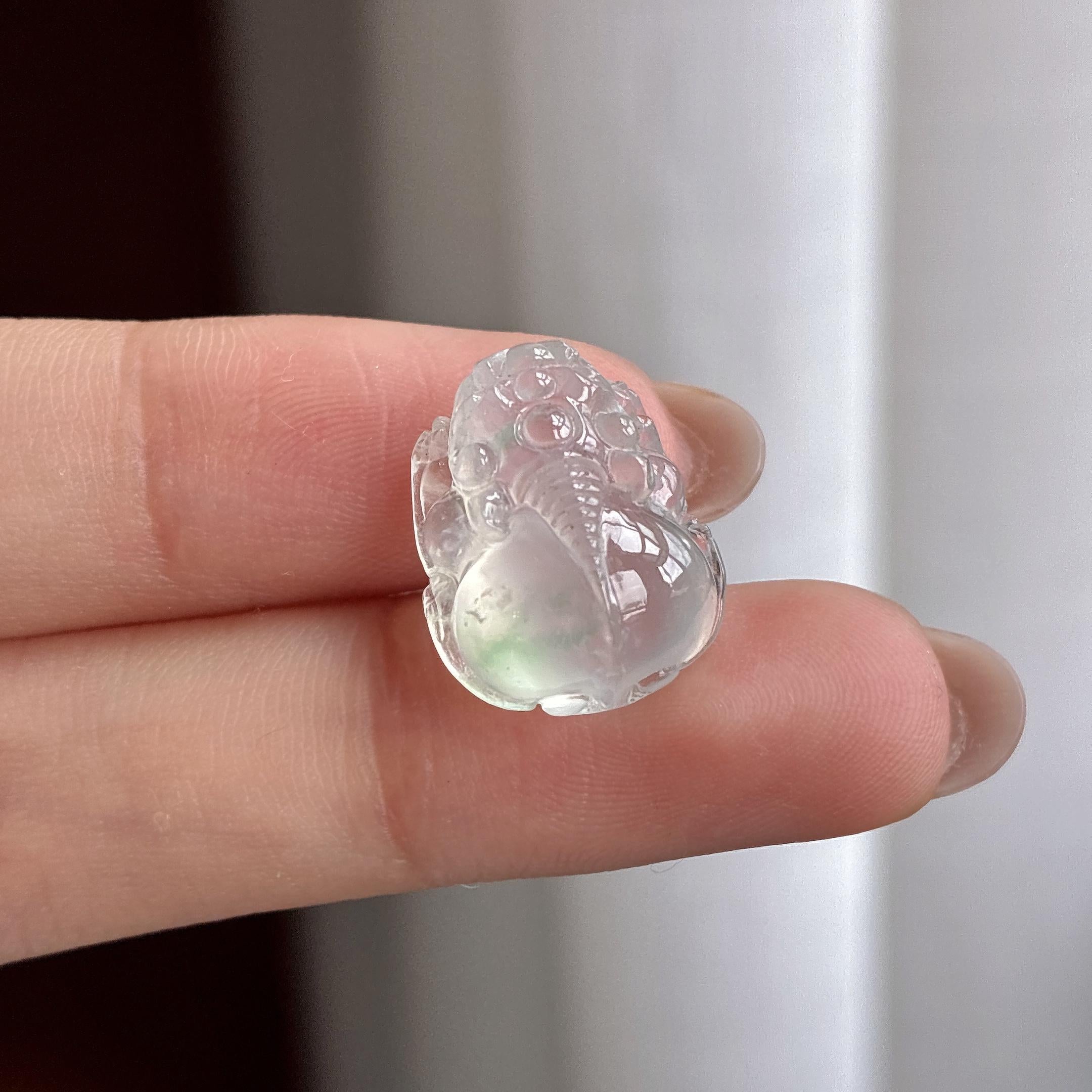 高冰种飘花起光貔貅裸石 天然缅甸A货翡翠（yc534581）