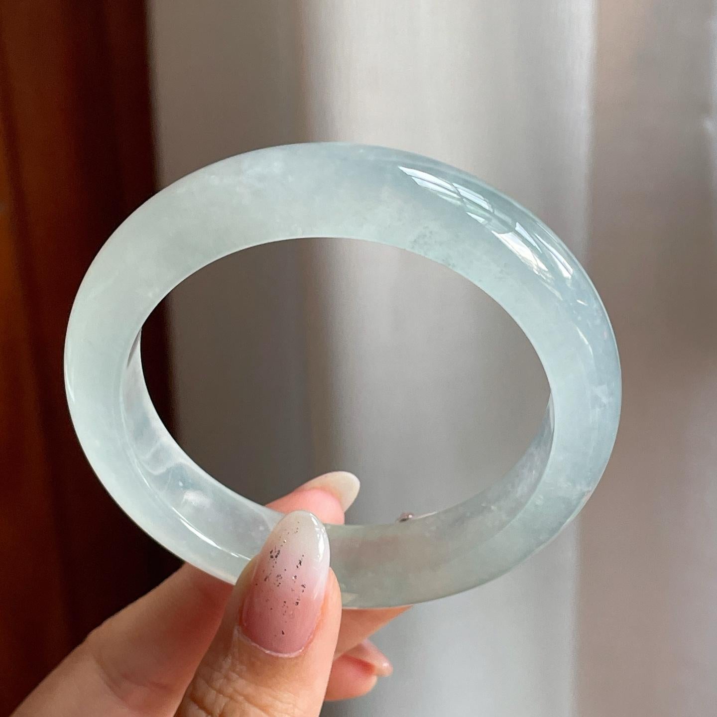 冰种带底色翡翠平安镯（54mm）（yc204368）