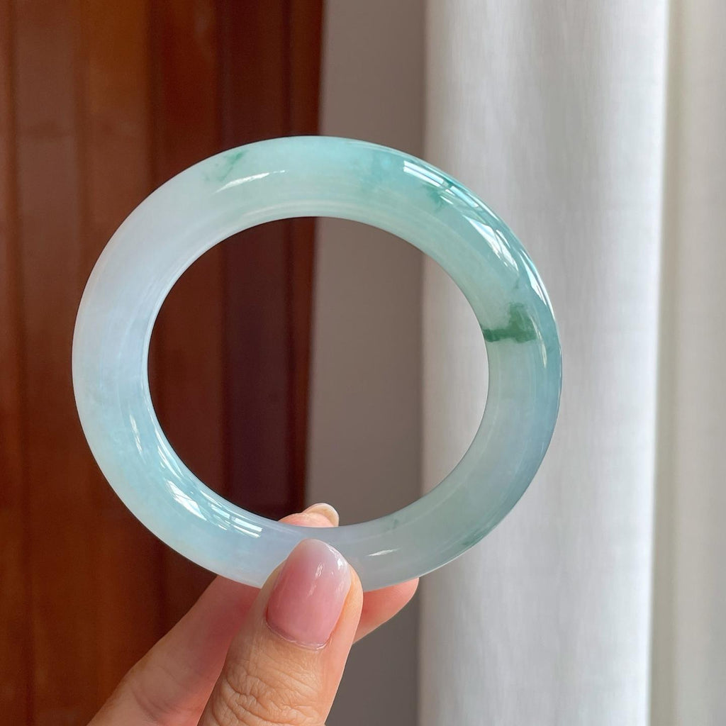 糯冰飘花翡翠圆条手镯（58mm)（yc380045）