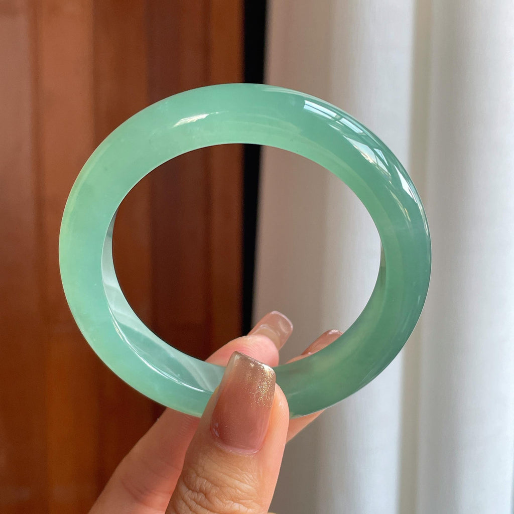 冰种湖水绿翡翠平安镯（55.6mm）（yc365716）