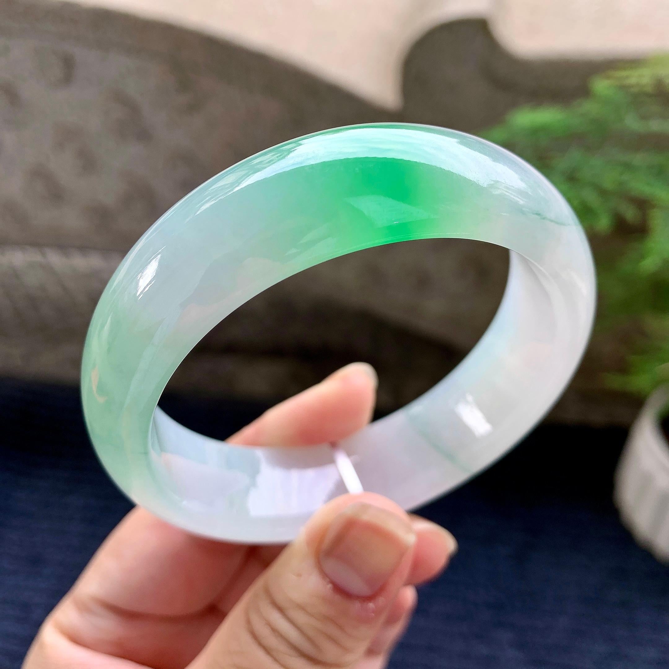 糯冰种飘绿宽版轮胎手镯（59mm）（yc252994）