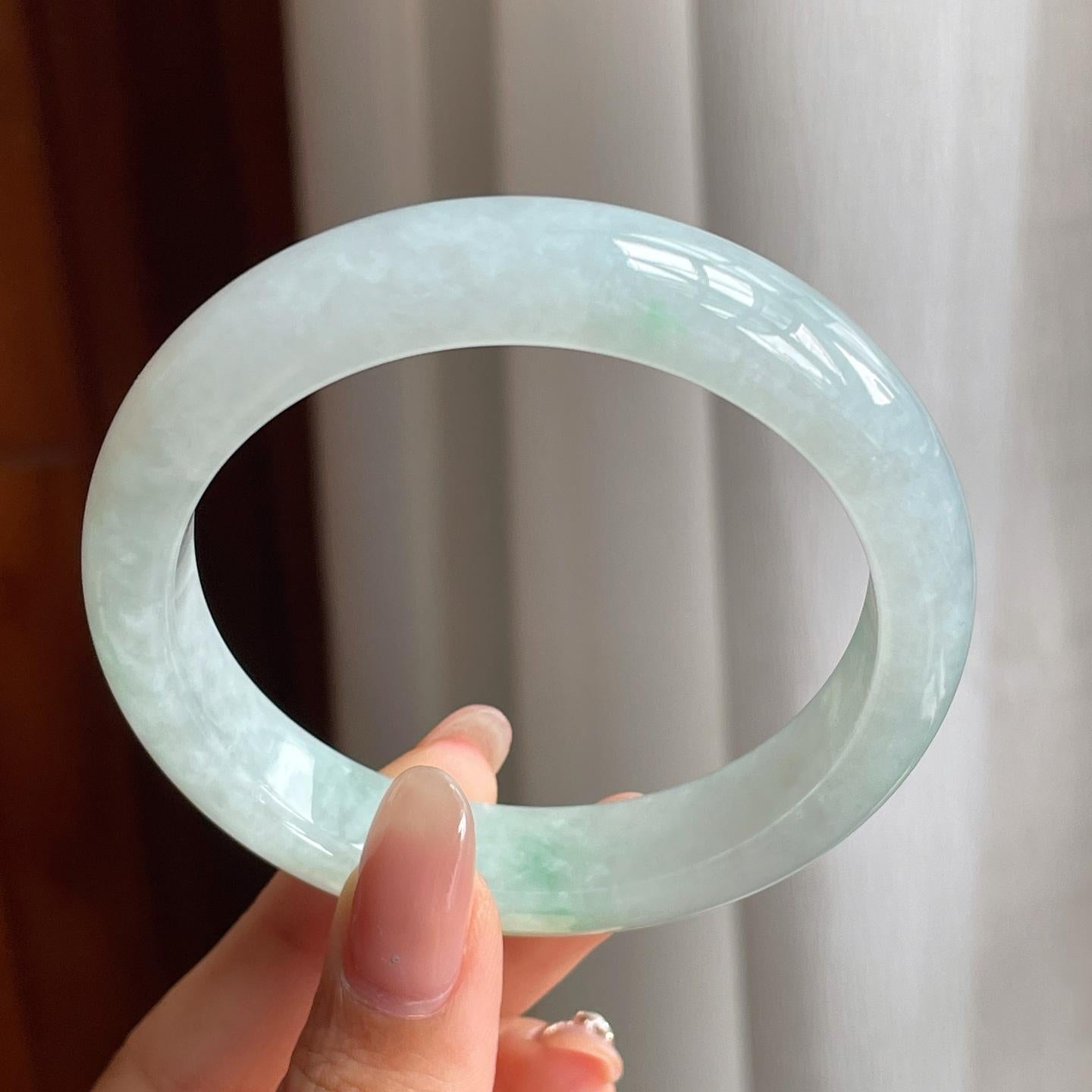 糯冰种带色翡翠平安镯（54mm）