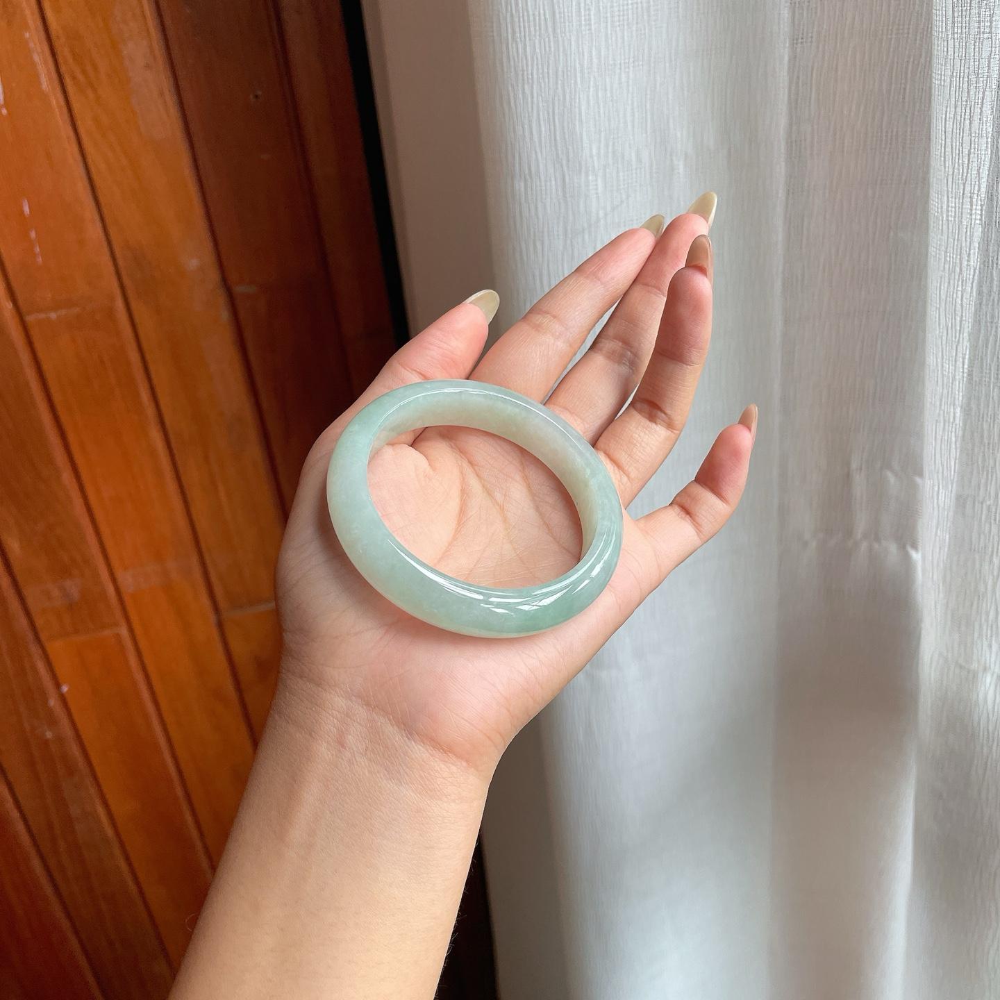 糯冰种晴底翡翠平安镯（54mm）（yc216821）